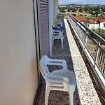 Oasis Room's Appartamento Nea Michaniona